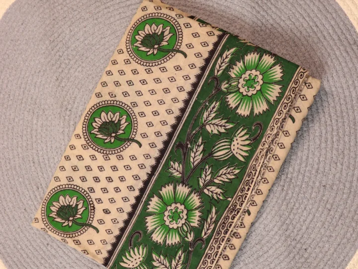 Kalamkari Saree – Cream & Leaf Green Kalamkari