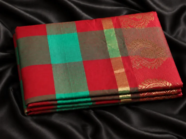 Pure Cotton Saree Checked – Deep Maroon & Green