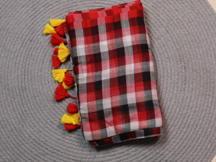 Mul Cotton Check Body White Red and Black