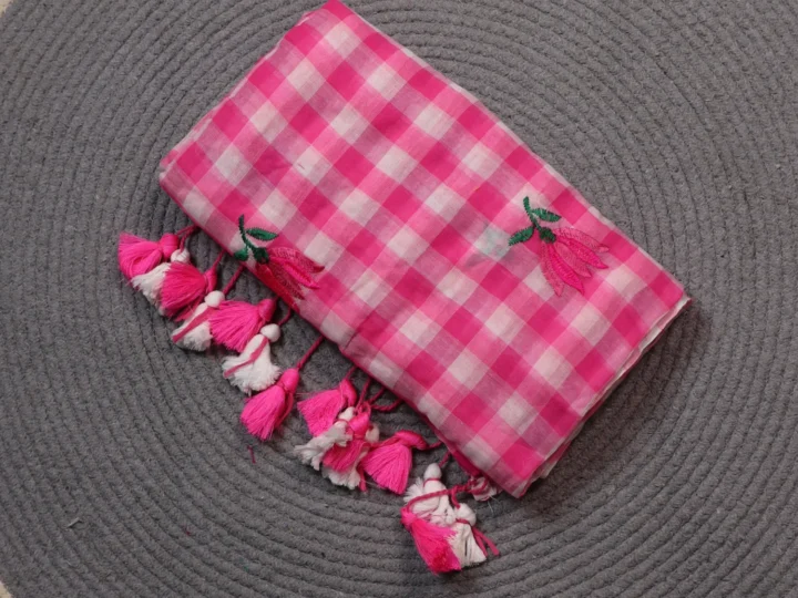 Mul Cotton Check Body Pink and White Lotus Embroidery