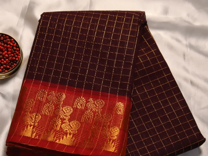 Sungudi Saree – Purple Brown Maroon Gold Grid