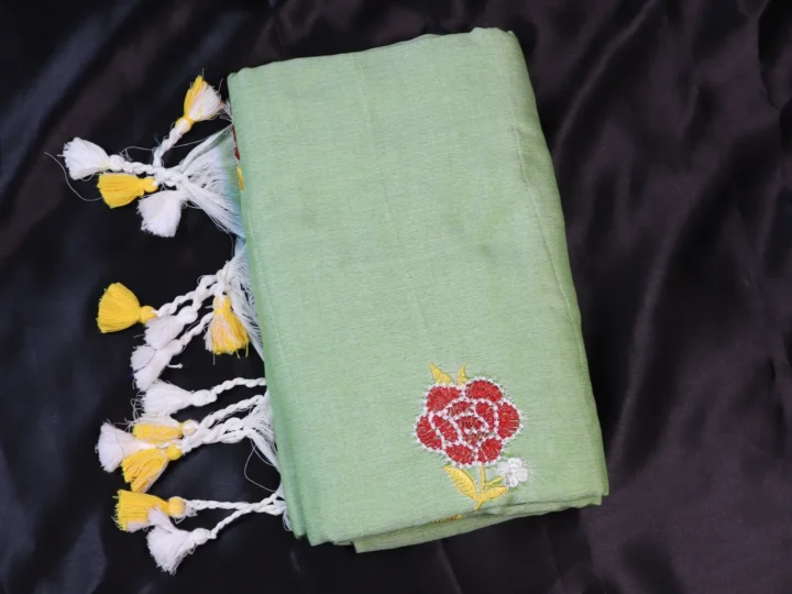Khadhi with Green Body and Rose Embroidery Work