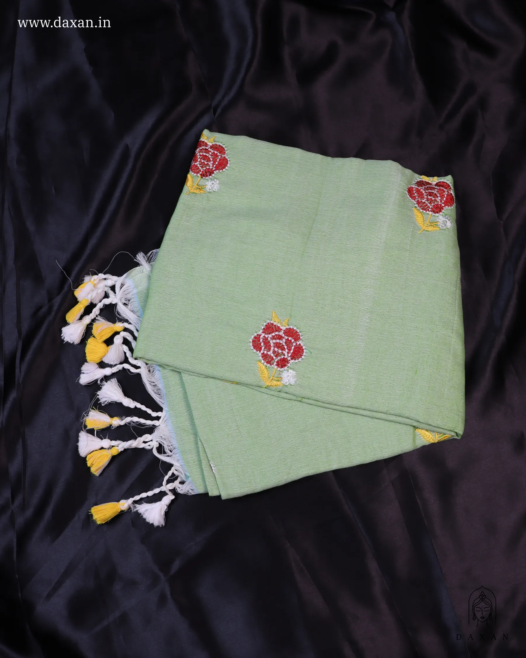 Khadhi with Green Body and Rose Embroidery Work - Image 3