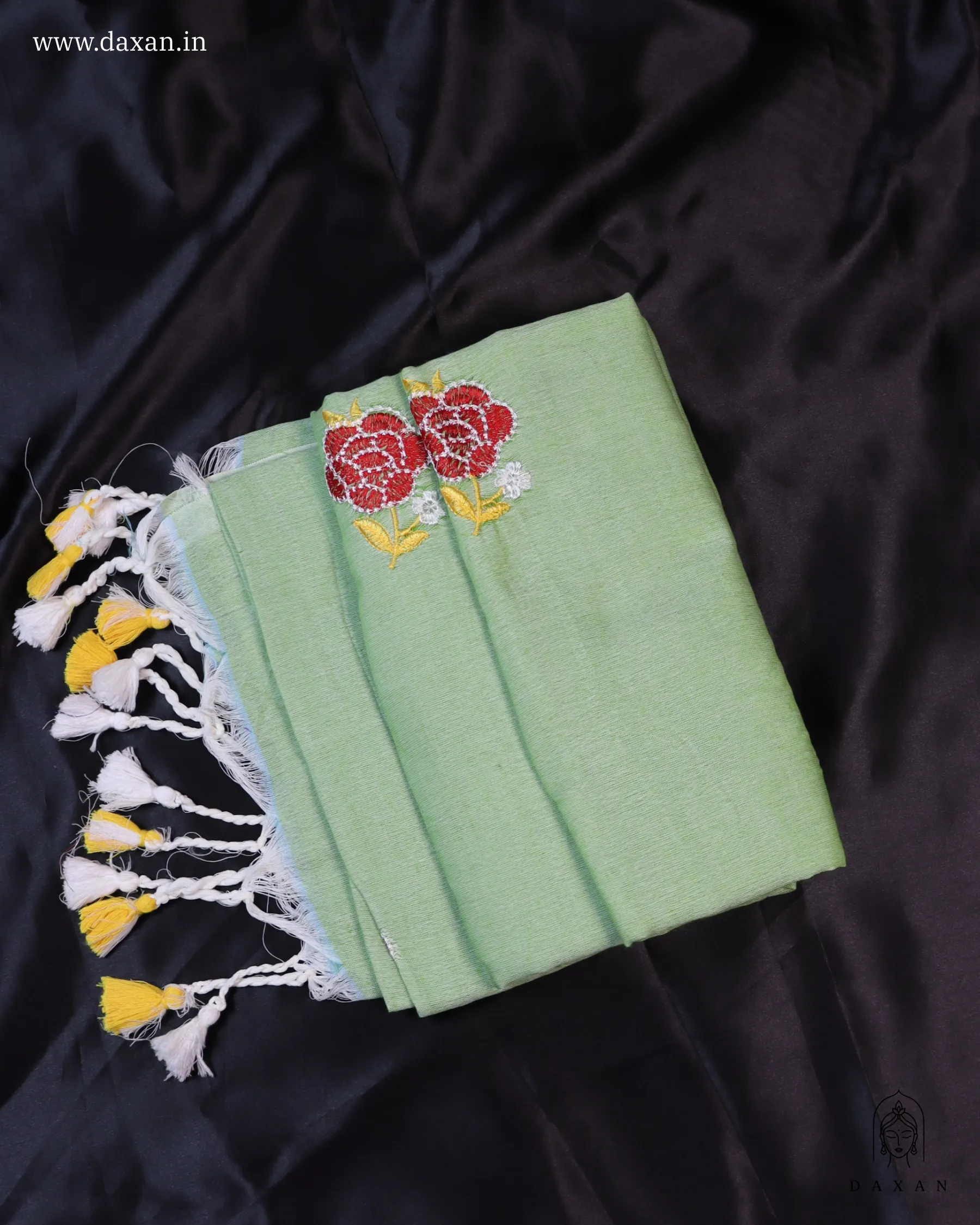 Khadhi with Green Body and Rose Embroidery Work - Image 4